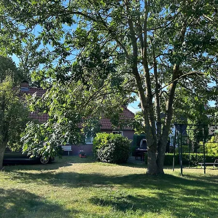 Historisches Mit Grossem Garten Und Terrasse Biendorf