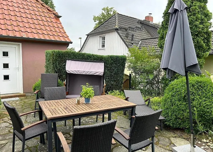 Historisches Mit Grossem Garten Und Terrasse *